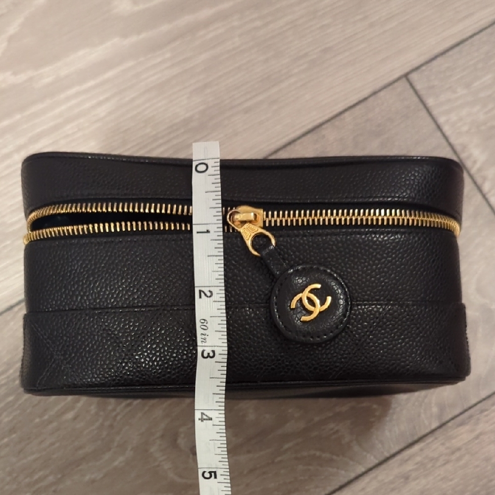 CHANEL Vintage Black Caviar Leather Vanity Pouch Top Handle - Picture 13 of 13